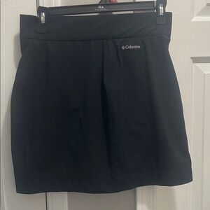 Columbia Classic Black Skirt
